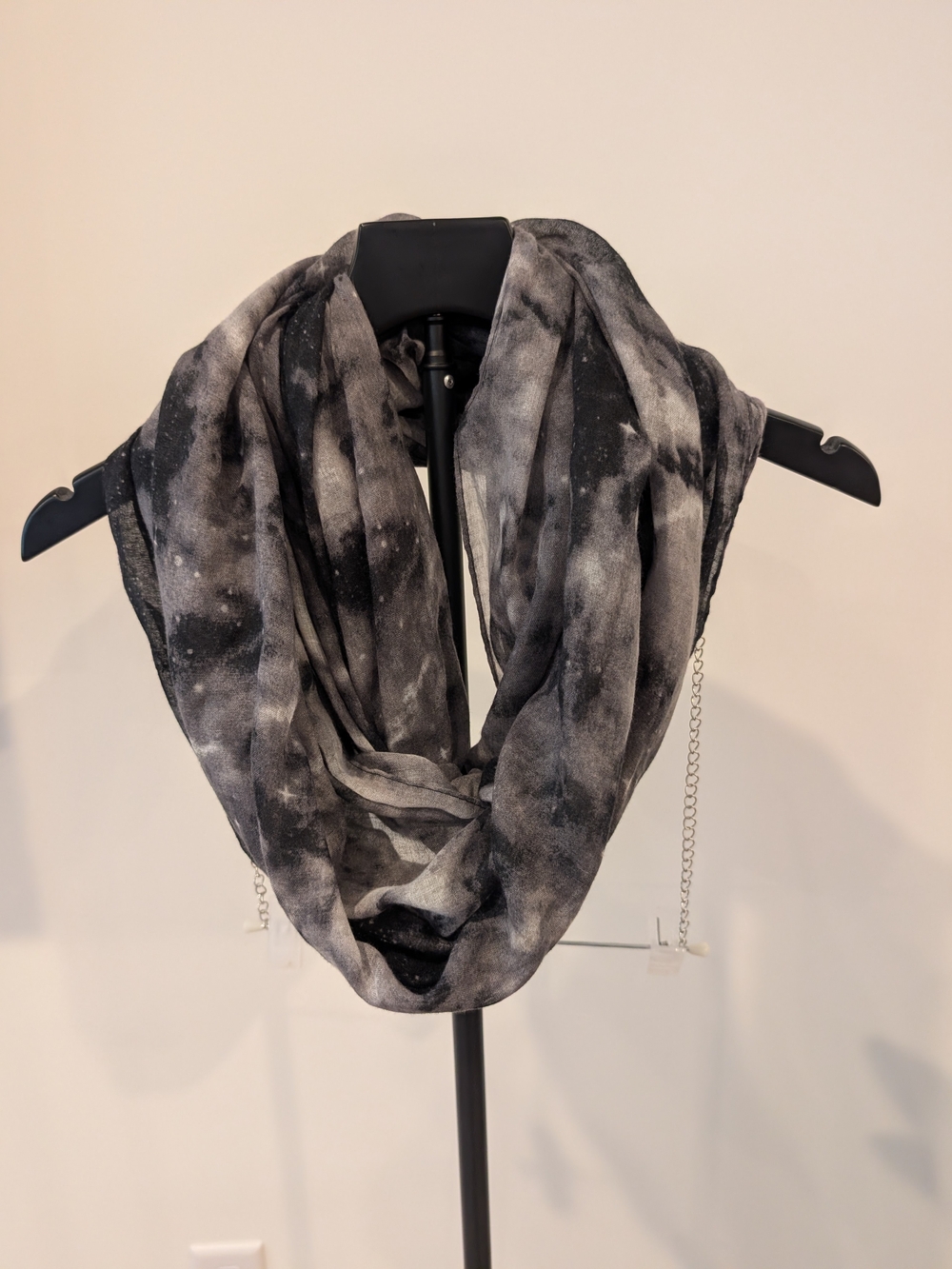 Women’s Black & Gray Galaxy Print Space Theme Infinity Scarf 38 x 34 in